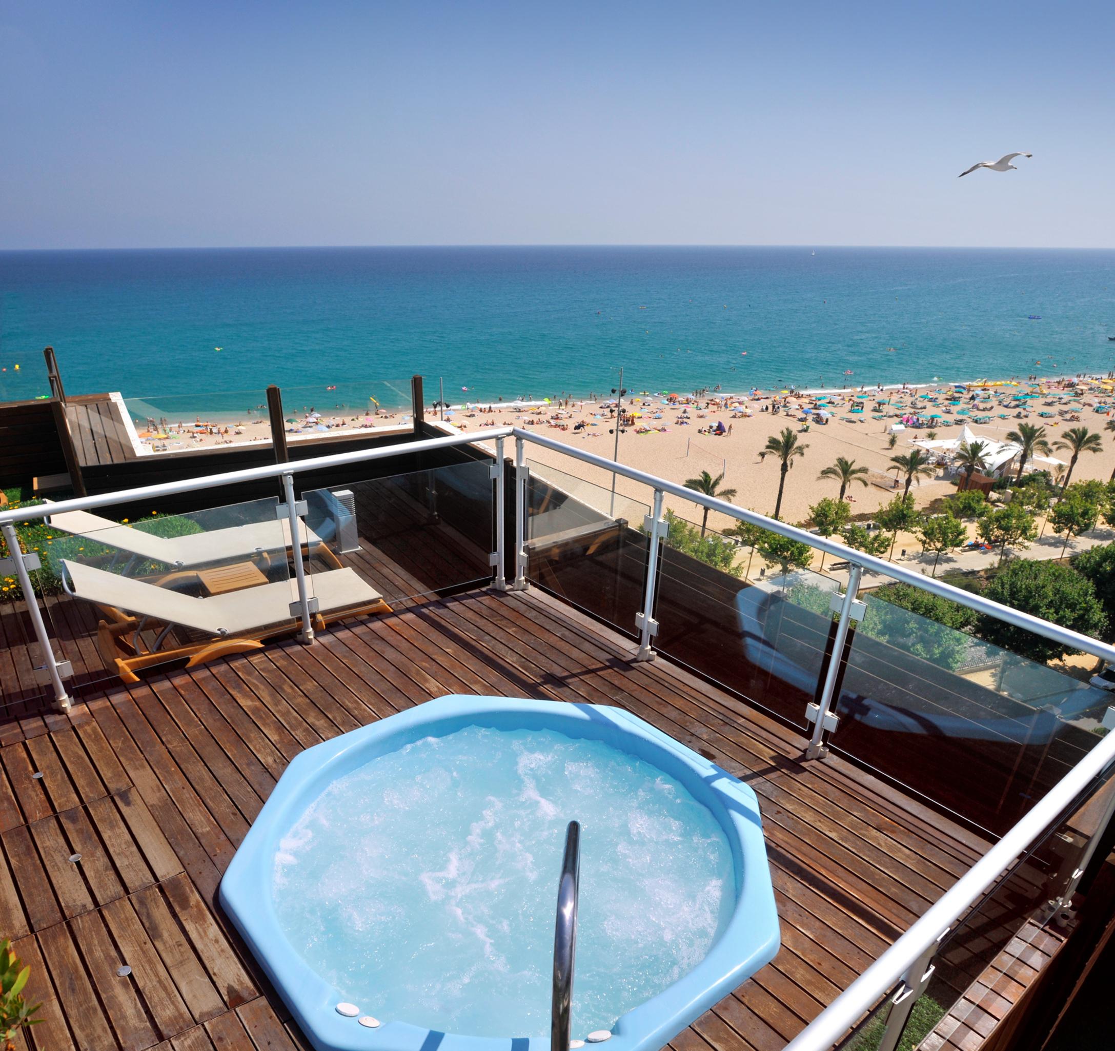 Hotel Ght Maritim Calella Exterior foto