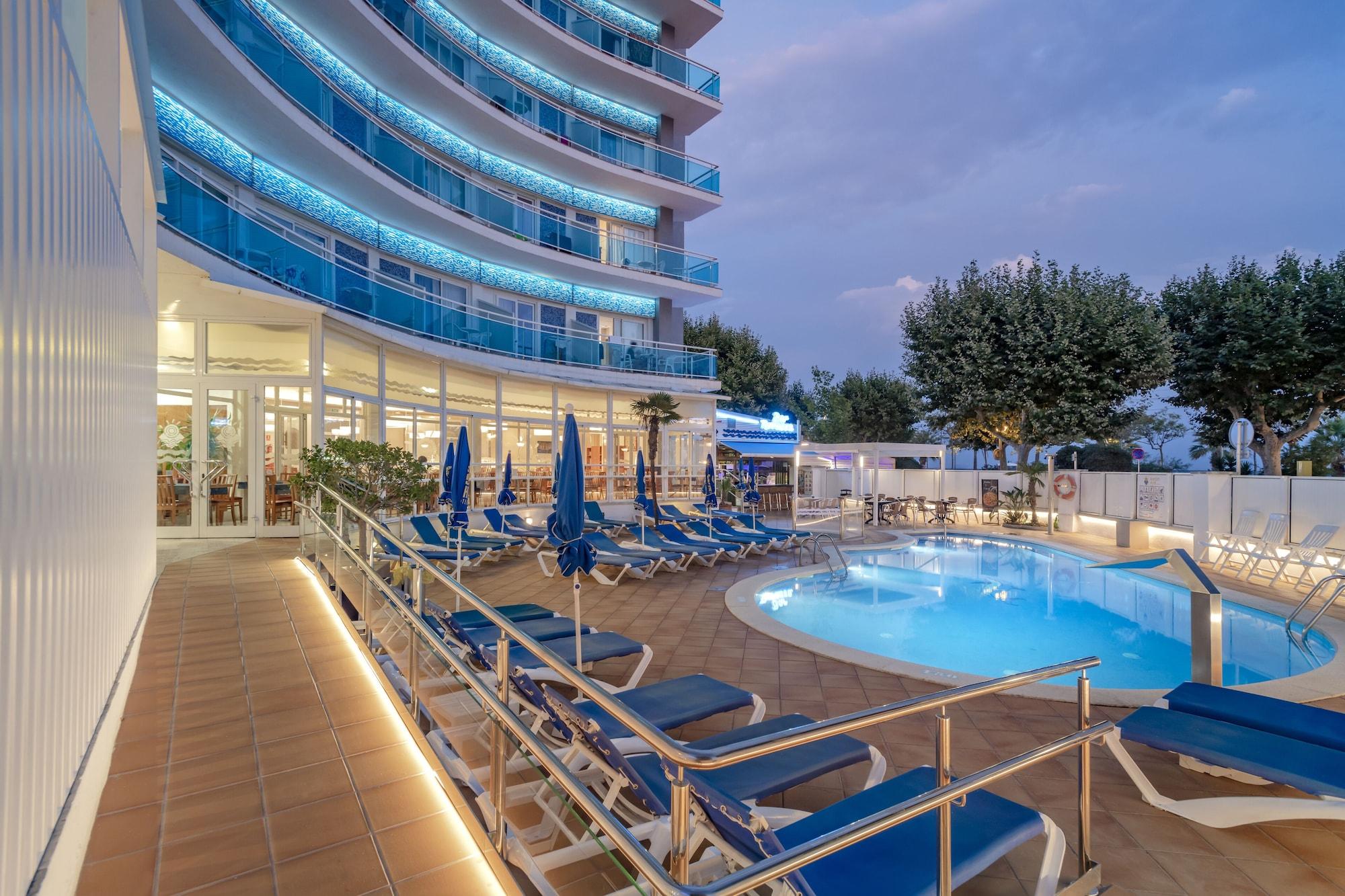 Hotel Ght Maritim Calella Exterior foto