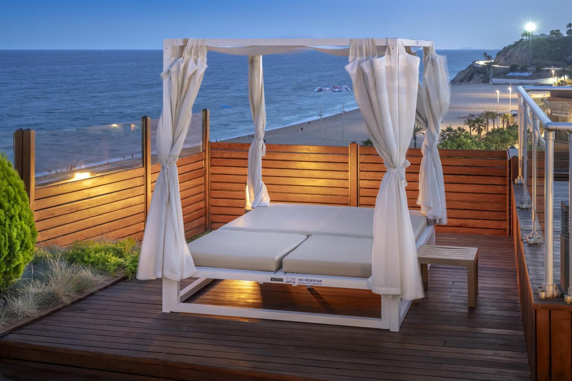 Hotel Ght Maritim Calella Exterior foto
