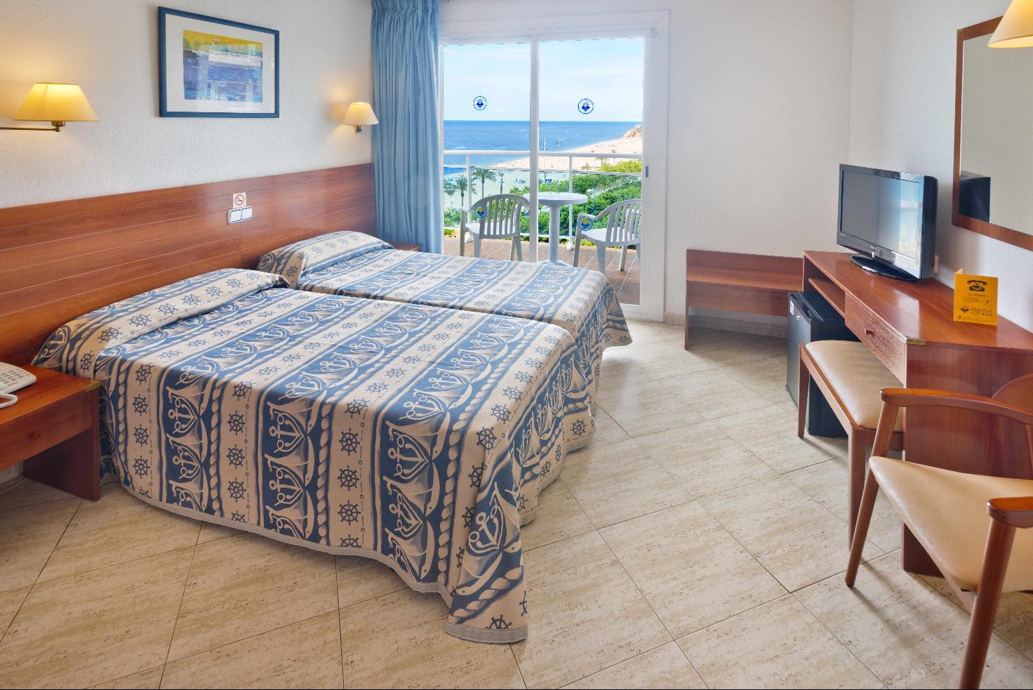 Hotel Ght Maritim Calella Exterior foto